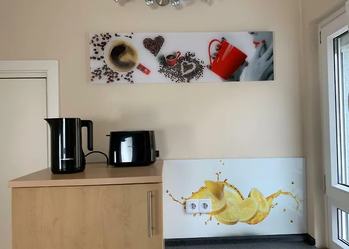Schönes Terrasse 2p. Stadtnah Wlan Apartamento